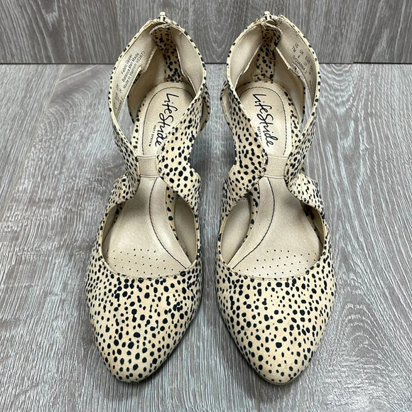 LifeStride Giovanna 2 Cheetah Pumps 7 - Picture 2 of 16